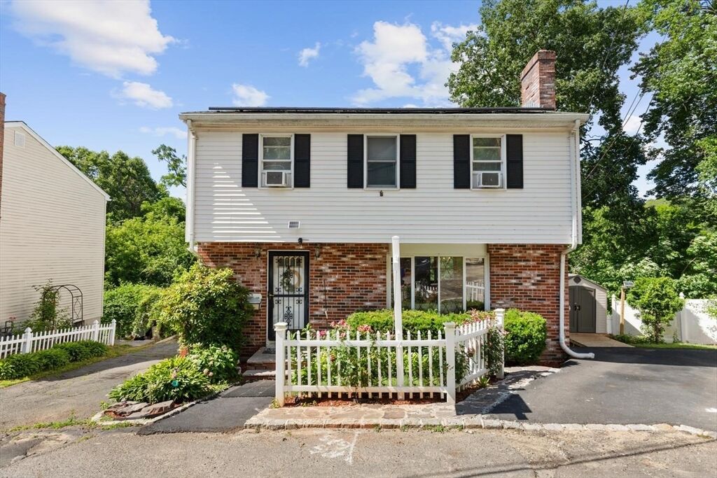 Property Photo:  70 Crescent Lane  MA 02148 