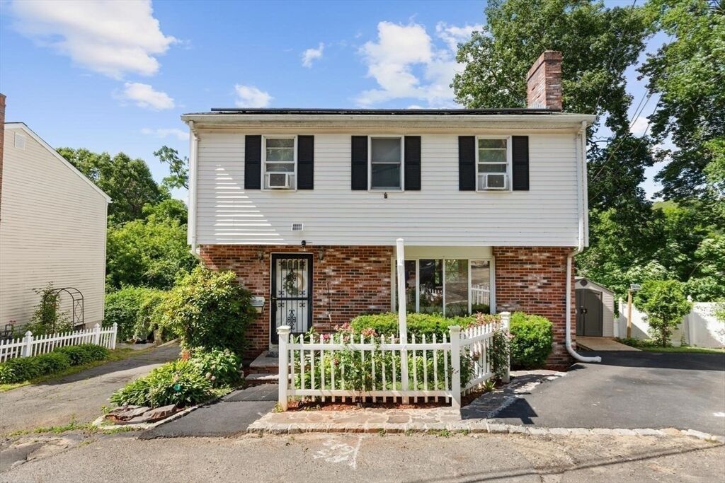 Property Photo:  70 Crescent Lane  MA 02148 