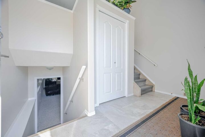 Property Photo:  10626 Royal Oaks Drive  AB T8V 8G3 