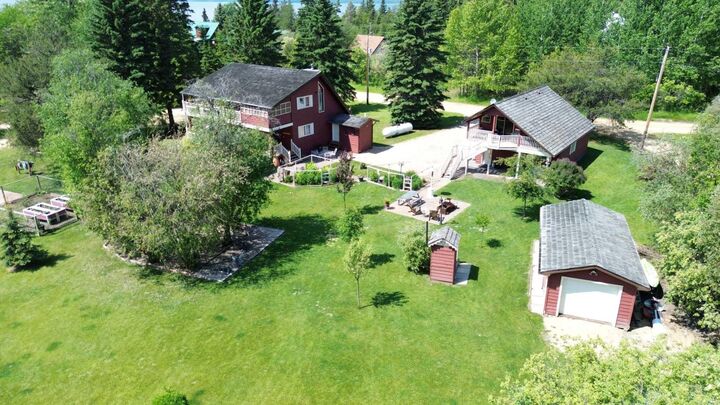 Property Photo:  1 Johnson Drive  AB T0G 2A0 