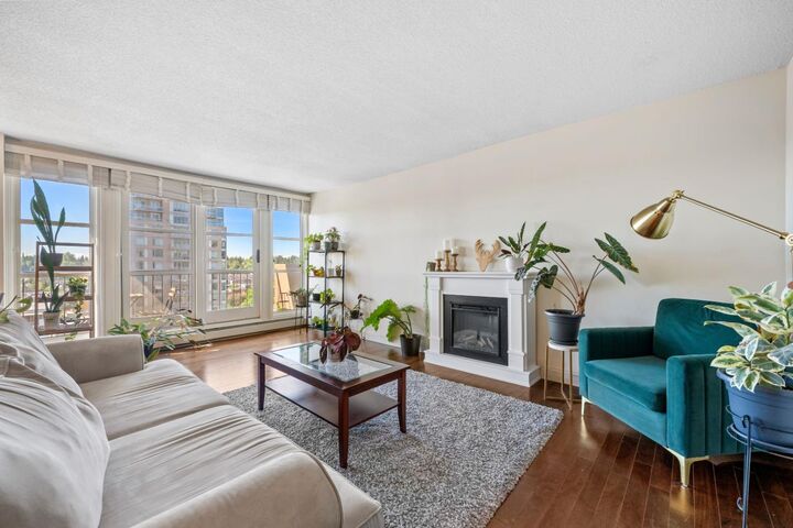 Property Photo: 733 14 Avenue SW 1206 AB T2R 0N3