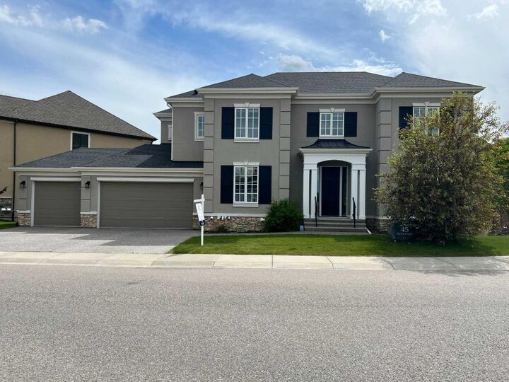 Property Photo: 45 Rockcliff Heights NW AB T3G 0C7