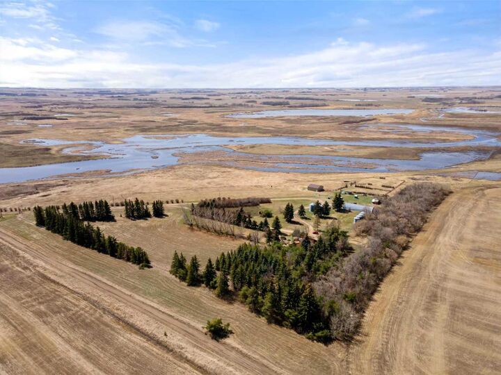Property Photo: 44402 Range Road 125 AB T0B 4C0