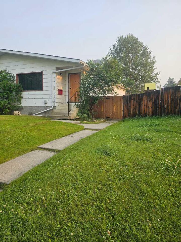 Property Photo: 5706 West Haven Drive AB T7E 1J6