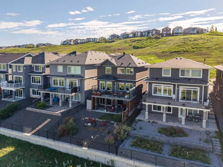 Property Photo: 65 Sage Meadows Green NW AB T3P 0X4
