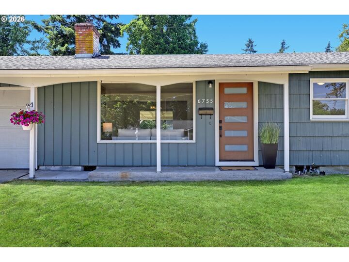 Property Photo: 6755 SW Princess Ave OR 97008