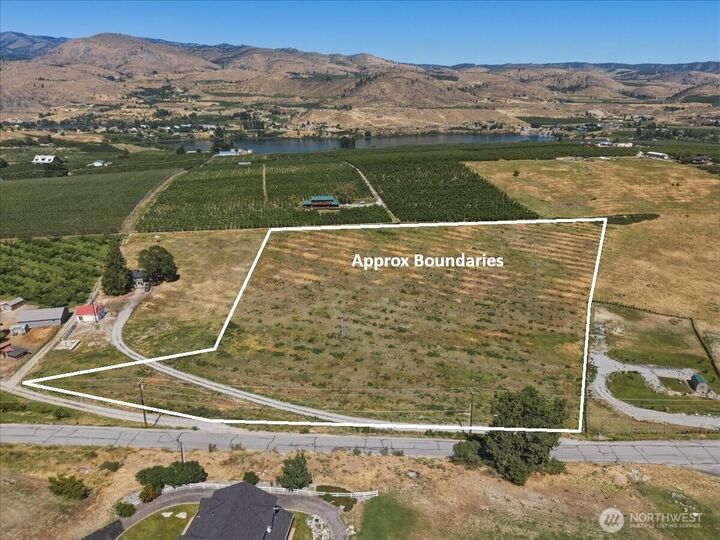 Property Photo:  340  Washington Street  WA 98831 