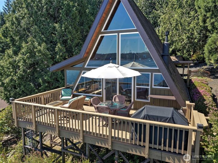 Property Photo:  282 E Plantation Way  WA 98584 