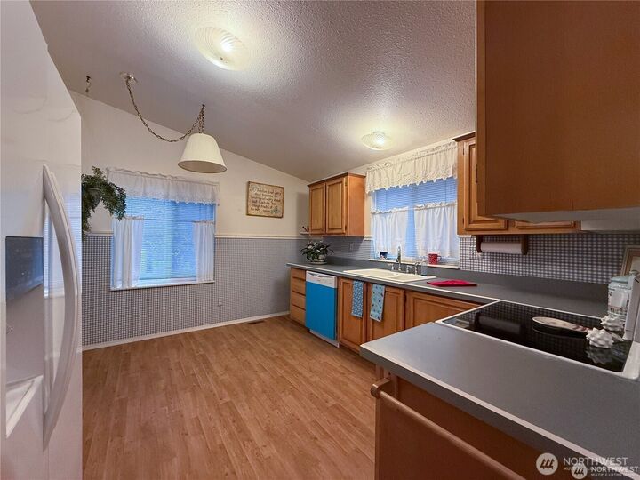 Property Photo:  2610 E Section Street 44  WA 98274 