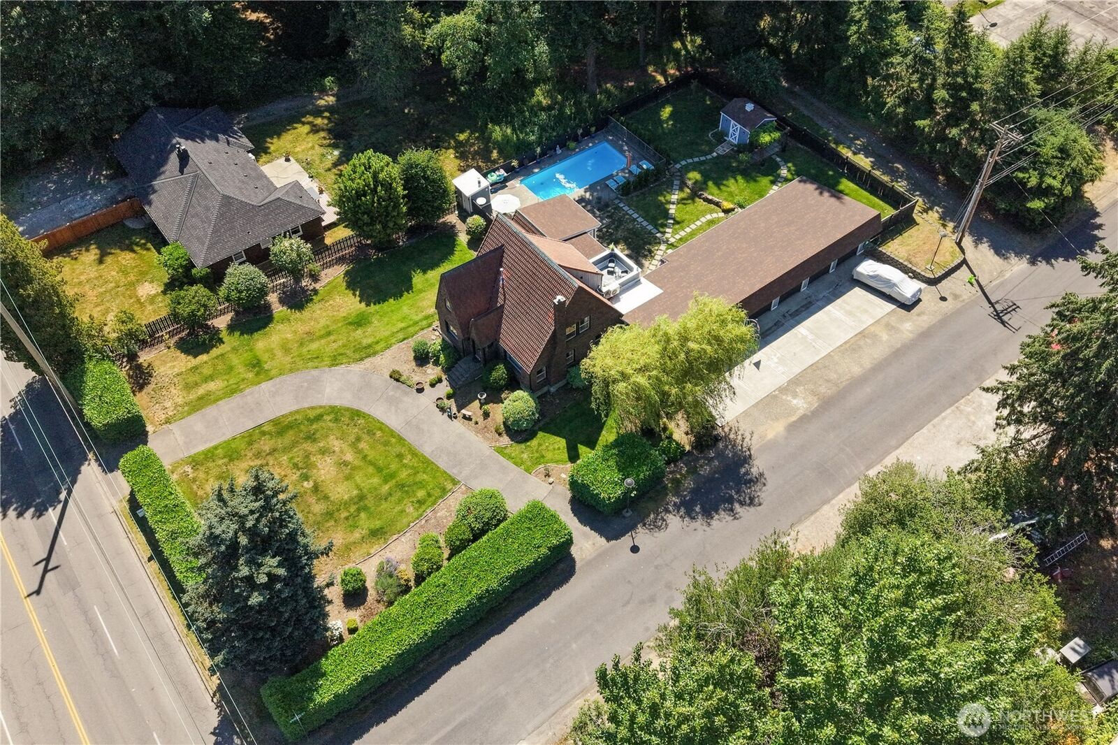 Property Photo:  2504  72nd Street E  WA 98404 