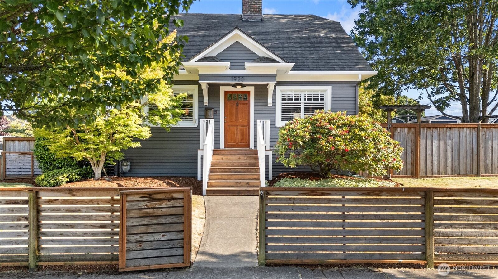 Property Photo:  1920  16th Street  WA 98201 