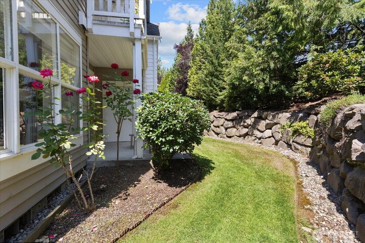 Property Photo:  420  228th Street SW B 102  WA 98021 
