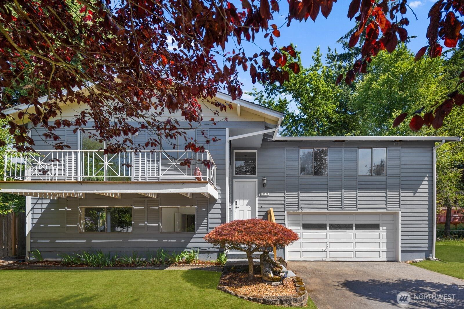 Property Photo:  25327  33rd Place S  WA 98032 