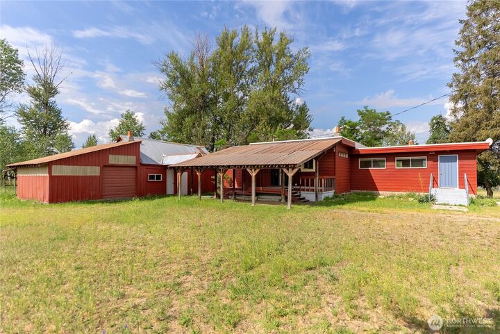 Property Photo:  517  Lufkin Lane  WA 98862 