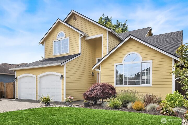Property Photo:  1412  90th Drive NE  WA 98258 