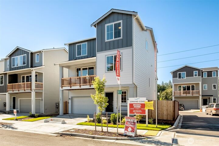 Property Photo:  18523 SE 271st Court  WA 98042 