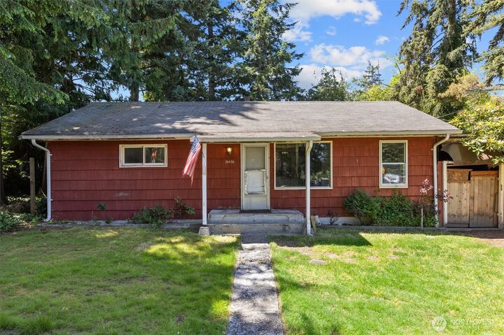 Property Photo:  20430  52nd Avenue W  WA 98036 