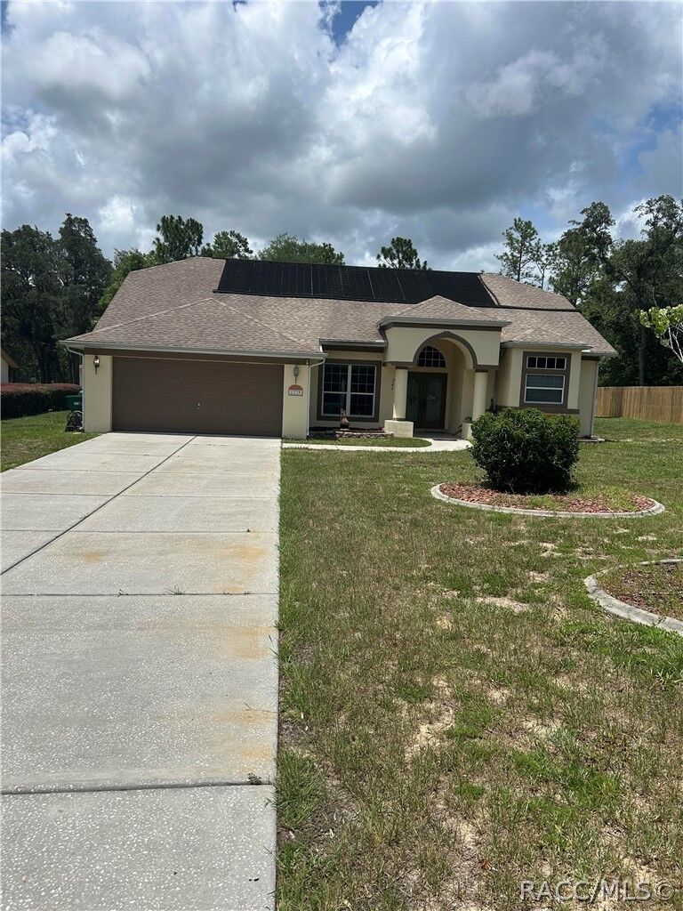 Property Photo:  1229 E Rockefeller Lane  FL 34442 