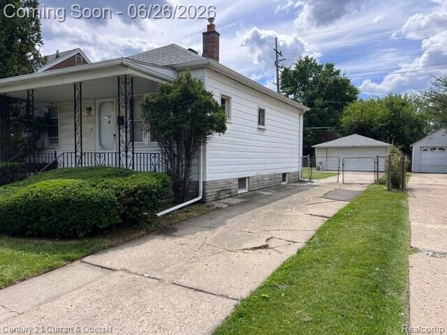 Property Photo:  6901 Faust Avenue  MI 48228 