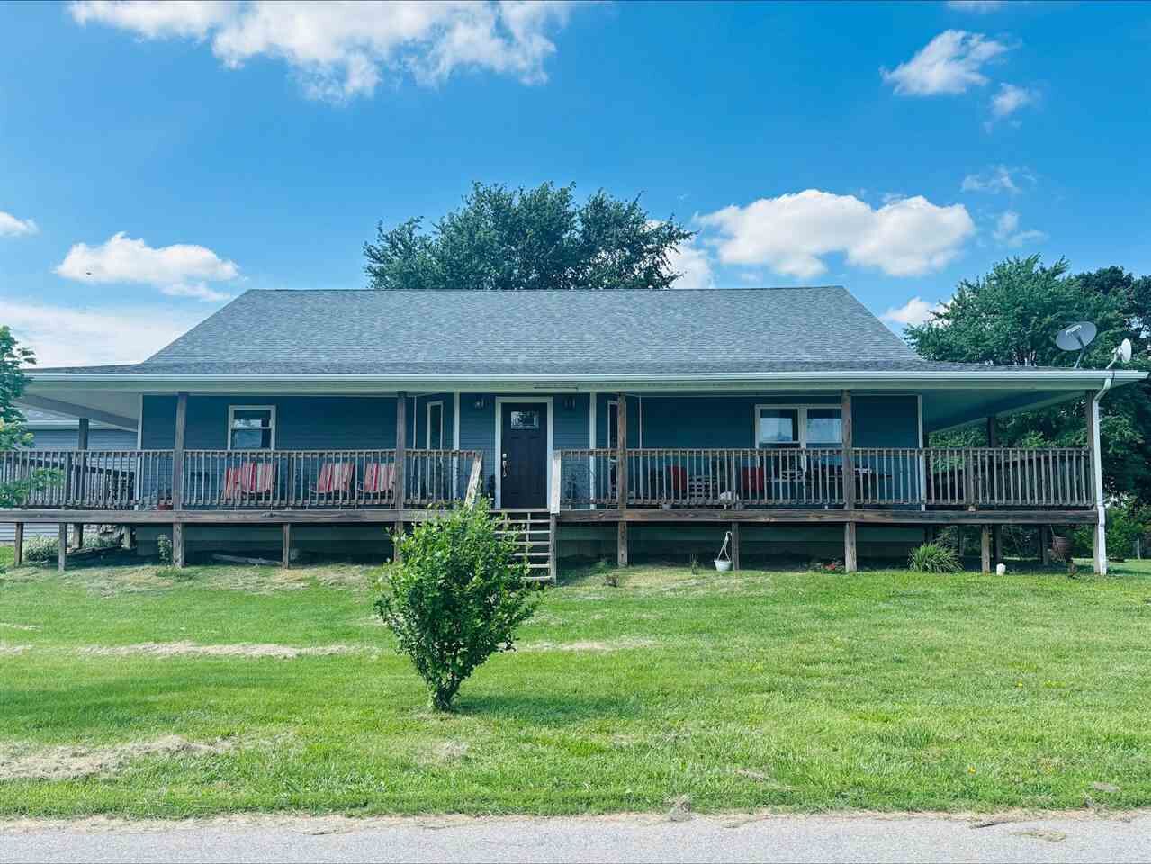 Property Photo:  5614 W County Road 700 N  IN 47331 