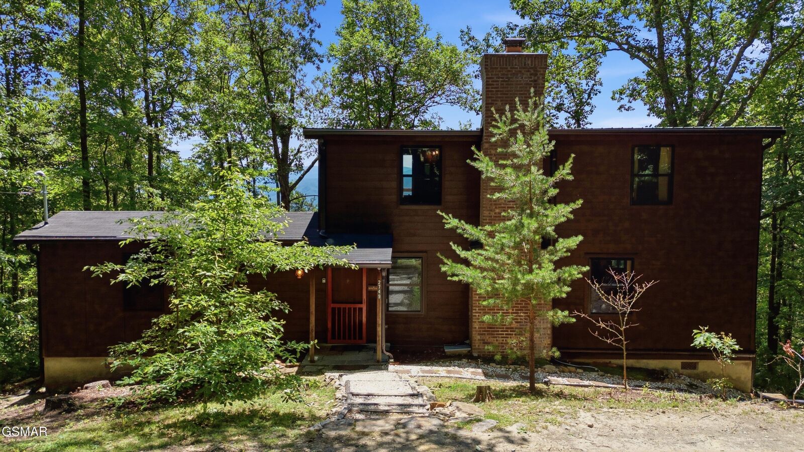 Property Photo:  2749 E End Road  TN 37876 