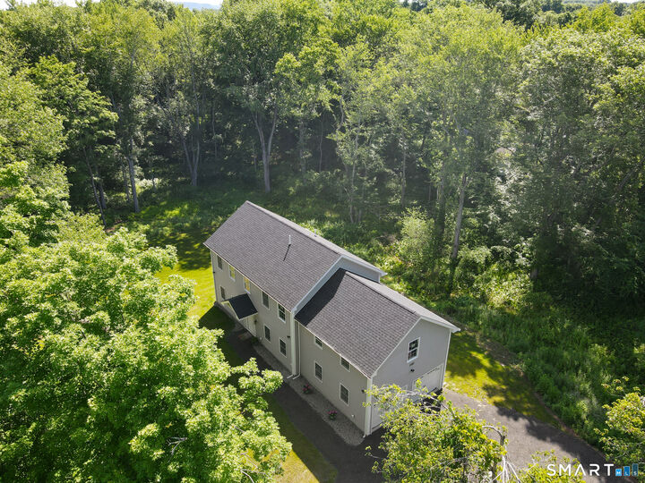 Property Photo:  1050 Jarvis Street  CT 06410 