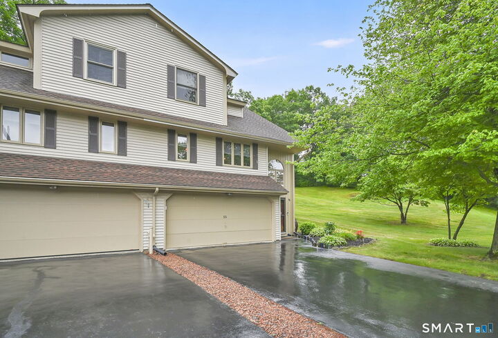 Property Photo:  55 Apple Hill 55  CT 06111 