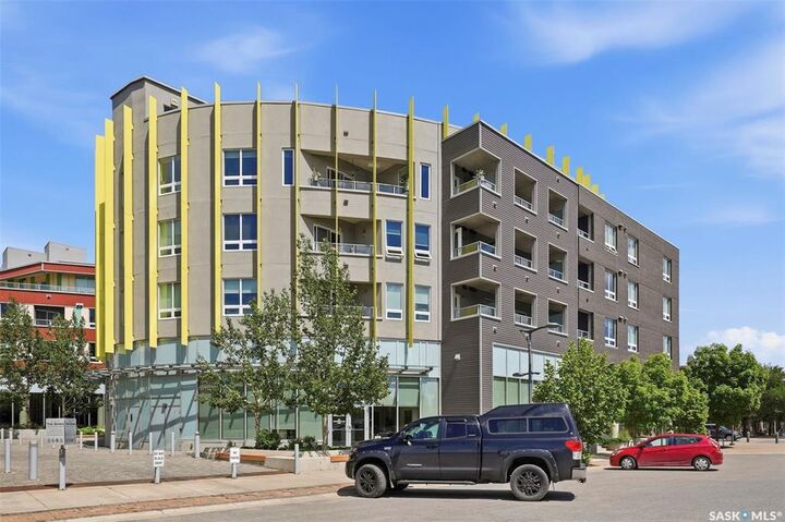 Property Photo:  409 B Avenue S 312  SK S7M 5M8 