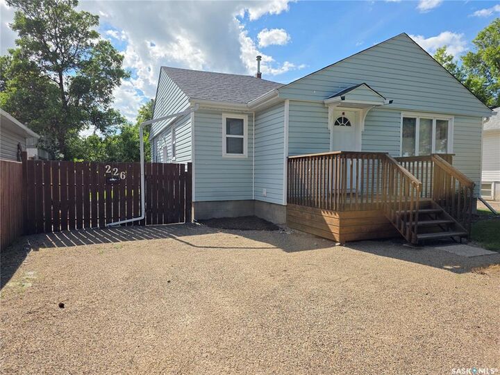 226 9th Avenue NE — photo 1