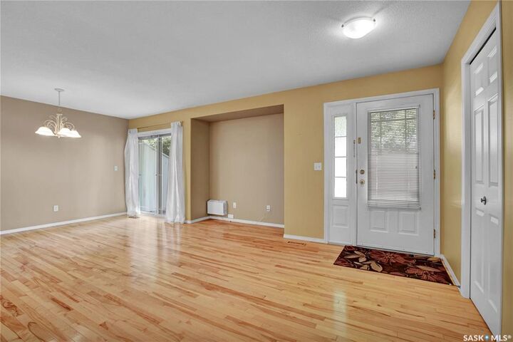 Property Photo:  141 105th Street W 104B  SK S7N 1N3 