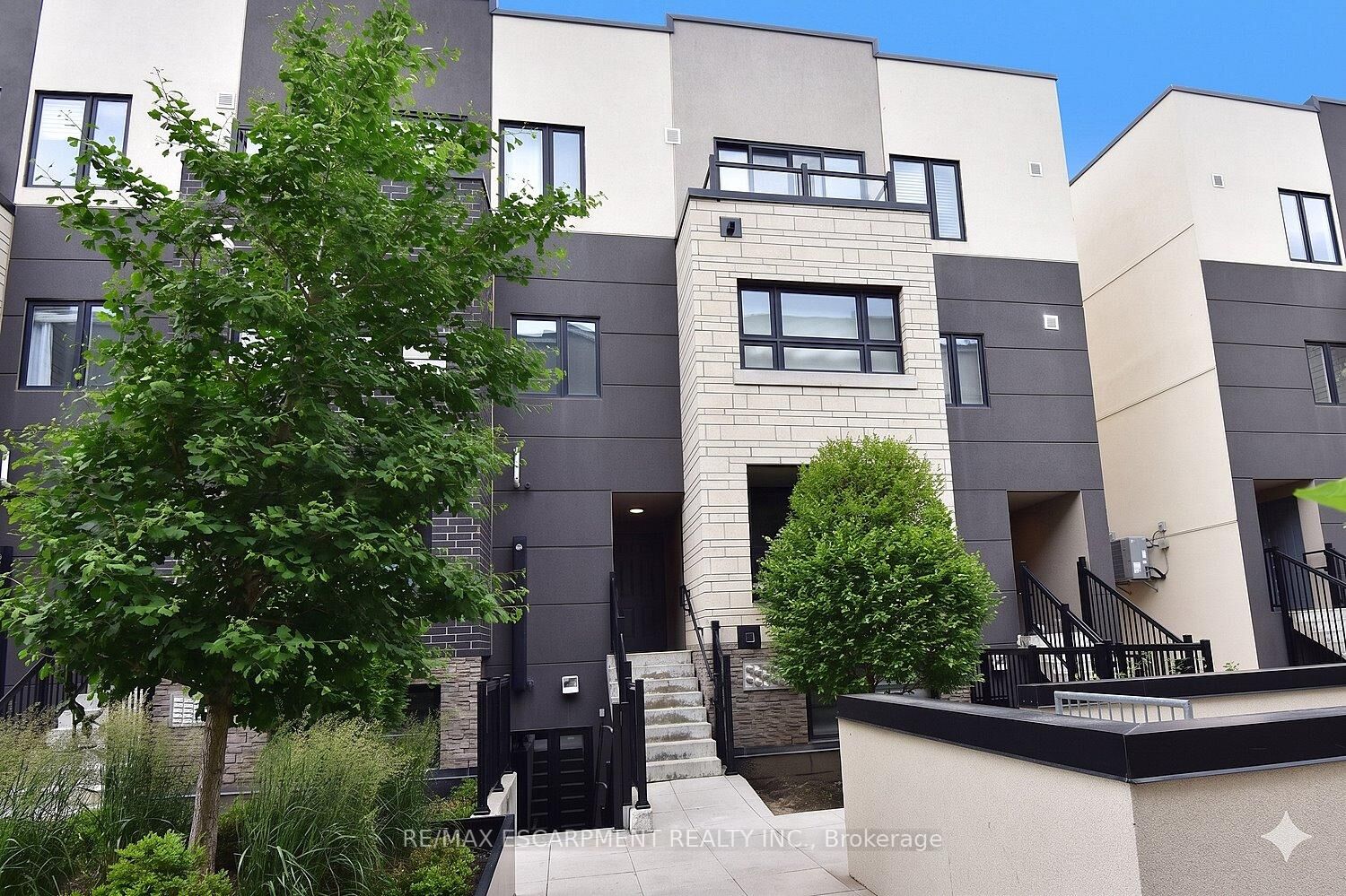 Property Photo: 1135 Cooke Boulevard 112 ON L7T 4A8
