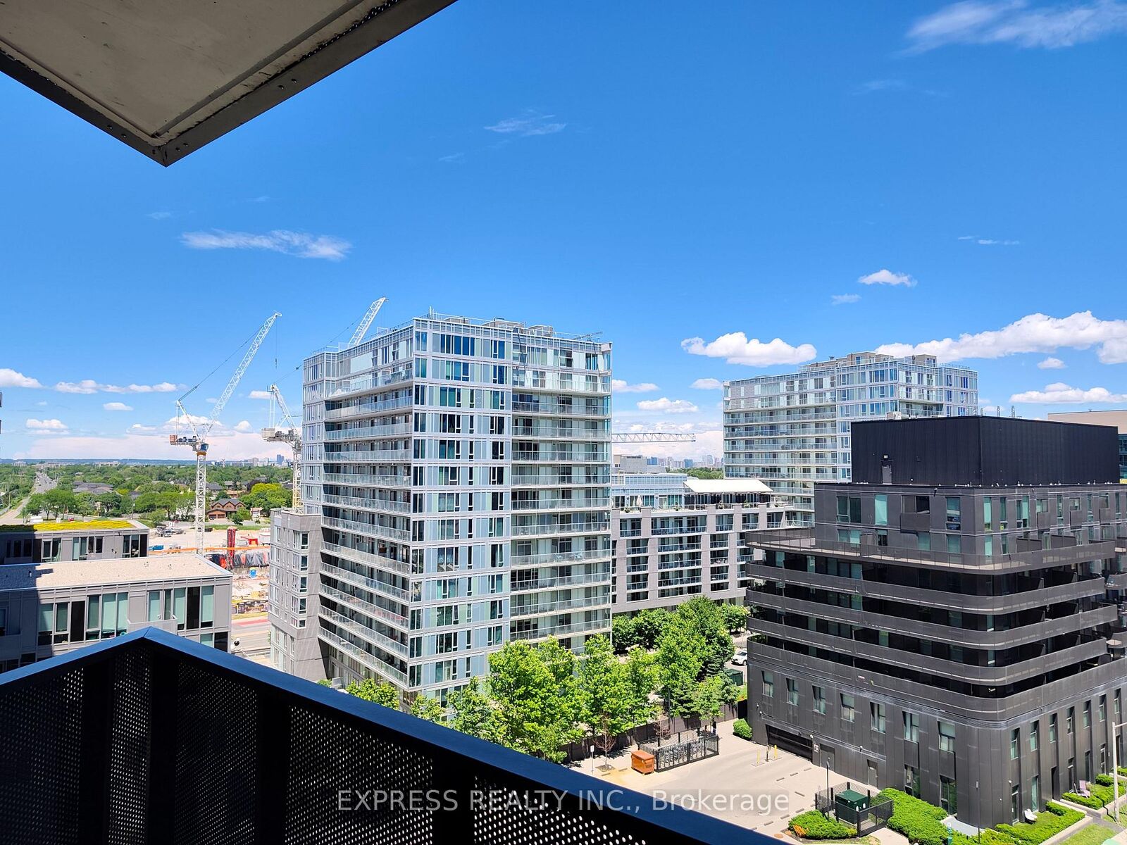 Property Photo:  30 Tretti Way 917  ON M3H 0E3 