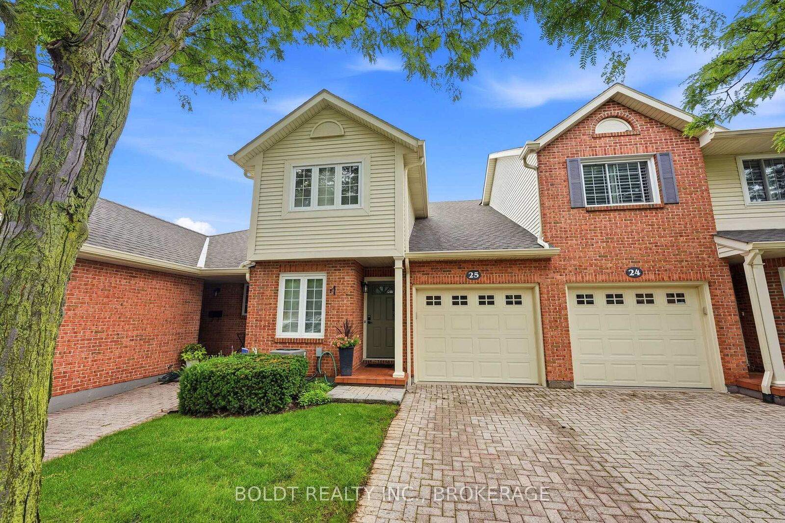 Photo de la propriété:  275 Pelham Road 25  ON L2S 3B9 
