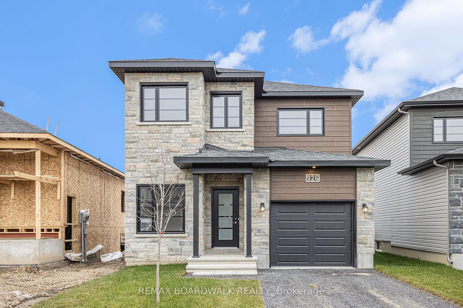 Property Photo: 1141 Montblanc Crescent ON K0A 1W0
