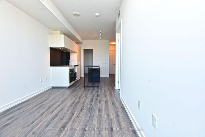 Property Photo:  77 Shuter Street Ph08  ON M5B 0B8 