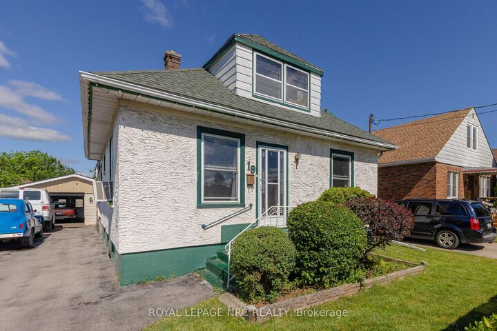 Property Photo:  19 Cunningham Street  ON L2V 3K6 