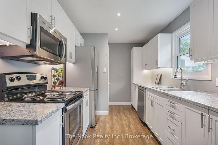 Property Photo: 28 Weslemkoon Lake Road ON K0L 1W0
