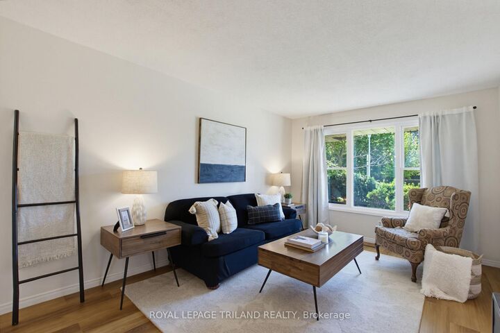 Photo de la propriété:  765 Homeview Road  ON N6C 5N7 