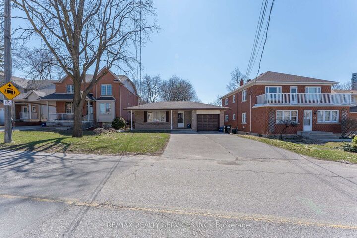 Property Photo:  94 Gage Avenue  ON N2G 2E2 