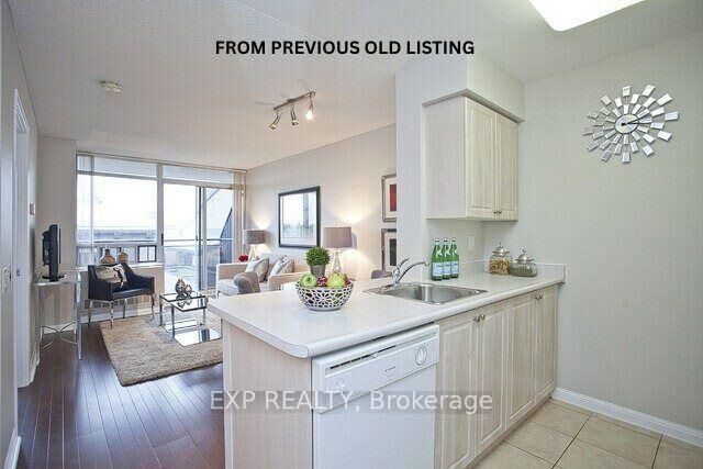 Property Photo: 153 Beecroft Road 706 ON M2N 7C5
