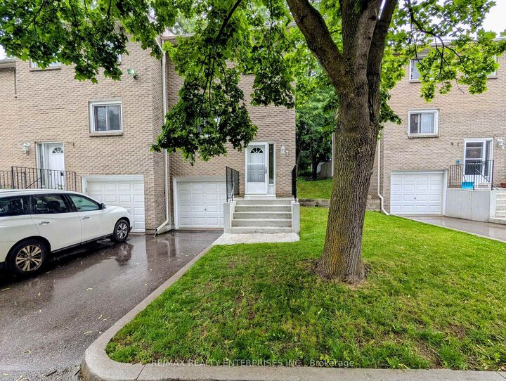 Photo de la propriété:  121 Morgan Avenue 7  ON N2A 2M4 
