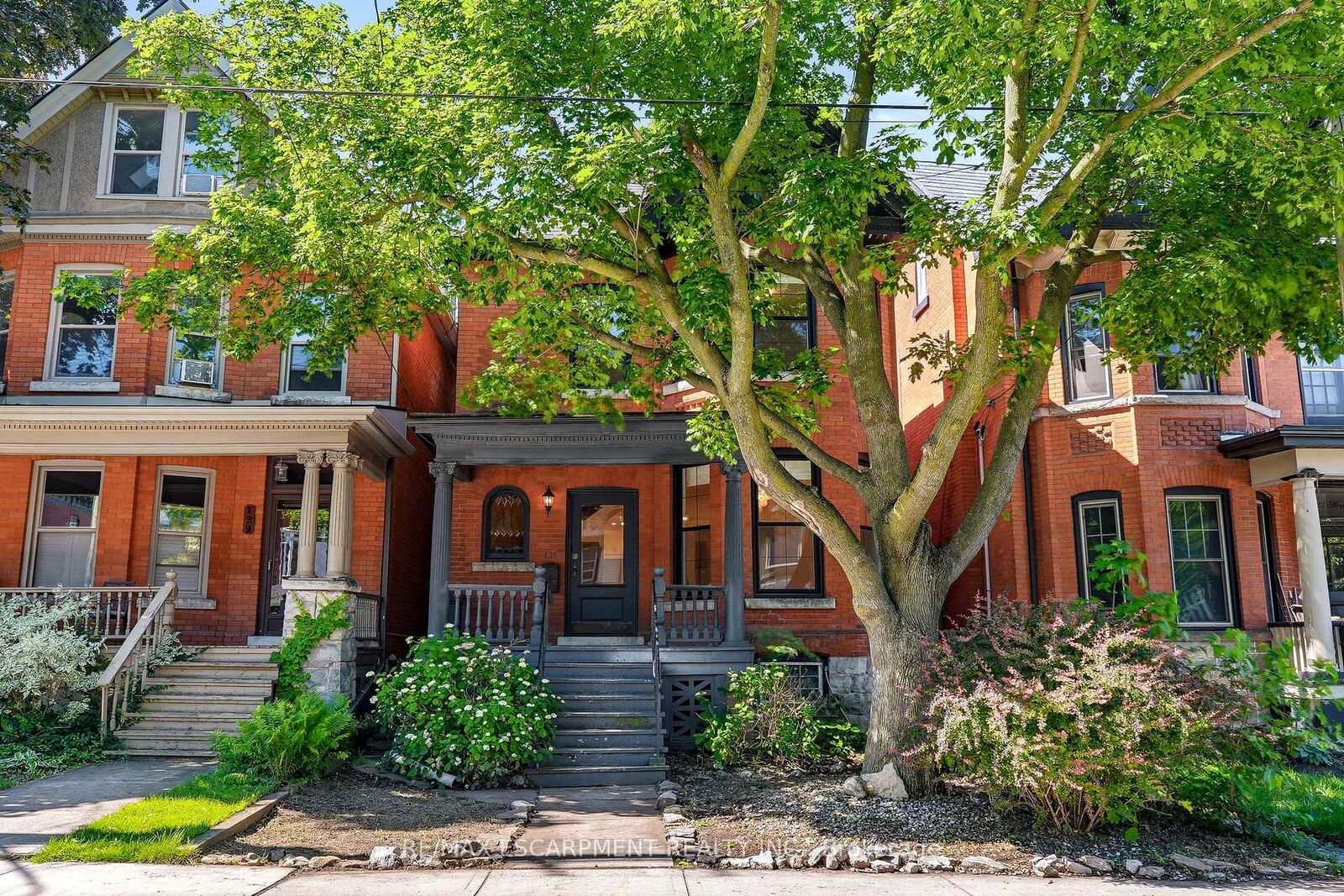 Property Photo:  131 Markland Street  ON L8P 2K3 