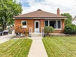 Property Photo:  223 Erindale Avenue Main  ON L8K 4R6 