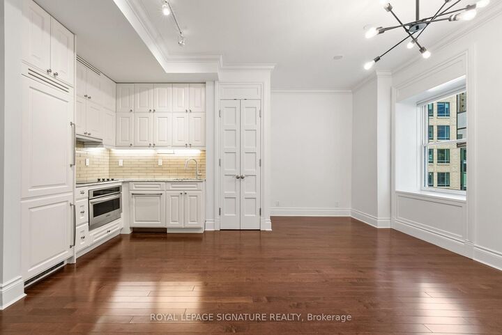 22 Leader Lane 542 — photo 1