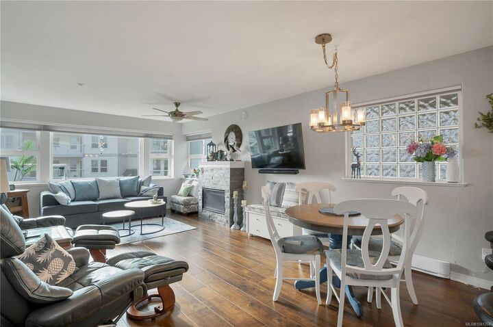 Property Photo: 350 Island Hwy S #105 BC V9W 1A5