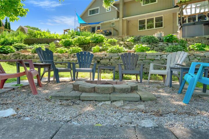 Property Photo: 472 Sydenham Street ON N0P 1M0