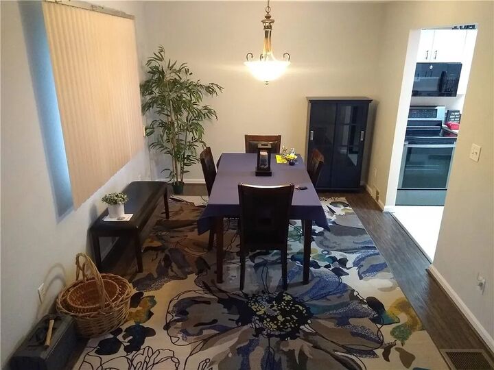 Property Photo:  275 Huntingdon Ave  PA 15642 