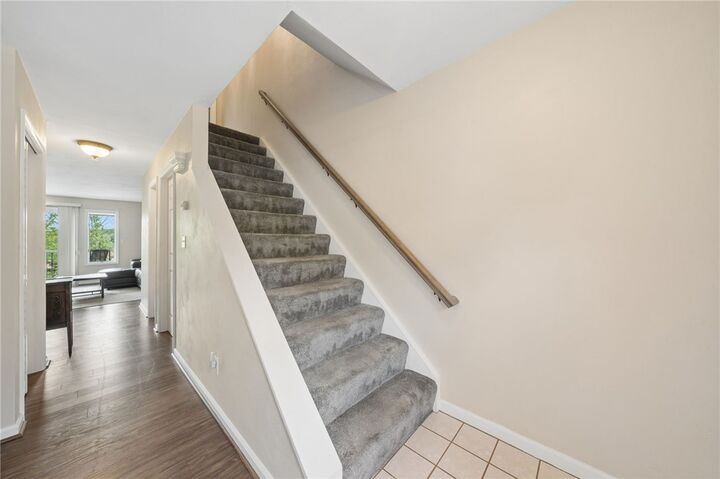 Property Photo:  275 Huntingdon Ave  PA 15642 