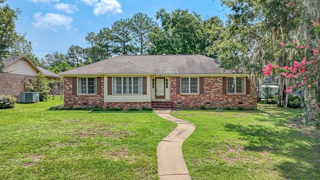 Property Photo: 1520 Webb St GA 31721