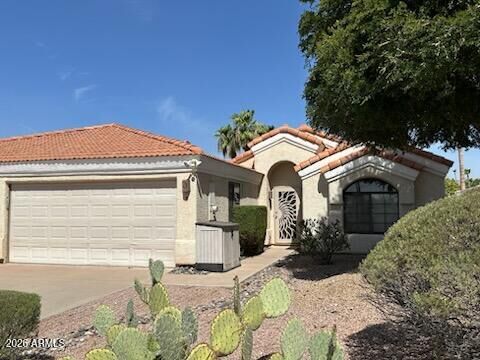 Property Photo:  14462 N Sherwood Drive B  AZ 85268 